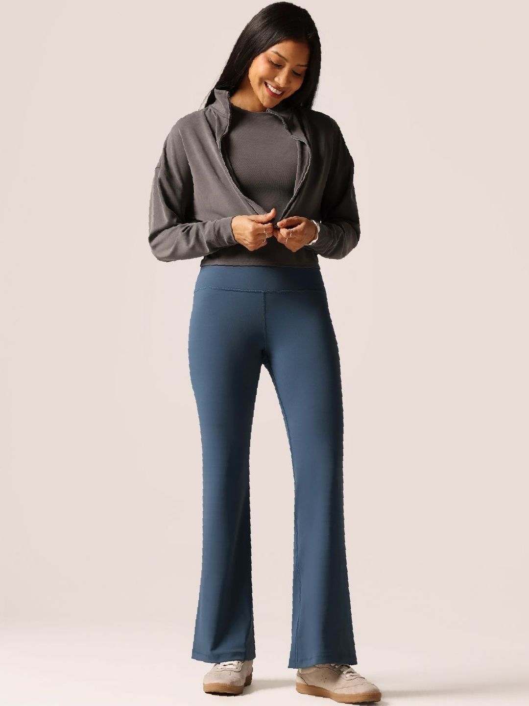 Women Ultimate Flare Pants Lite - Regular