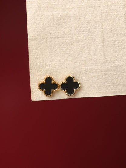 SALTY Women Posh Night Clover Earrings