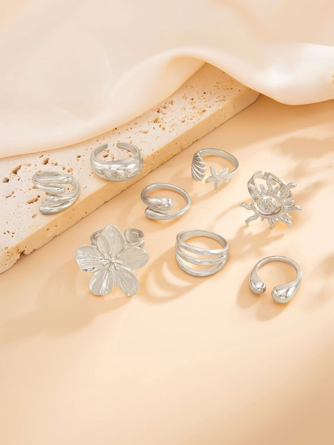 Set of 8 Silver-Plated Finger Ring