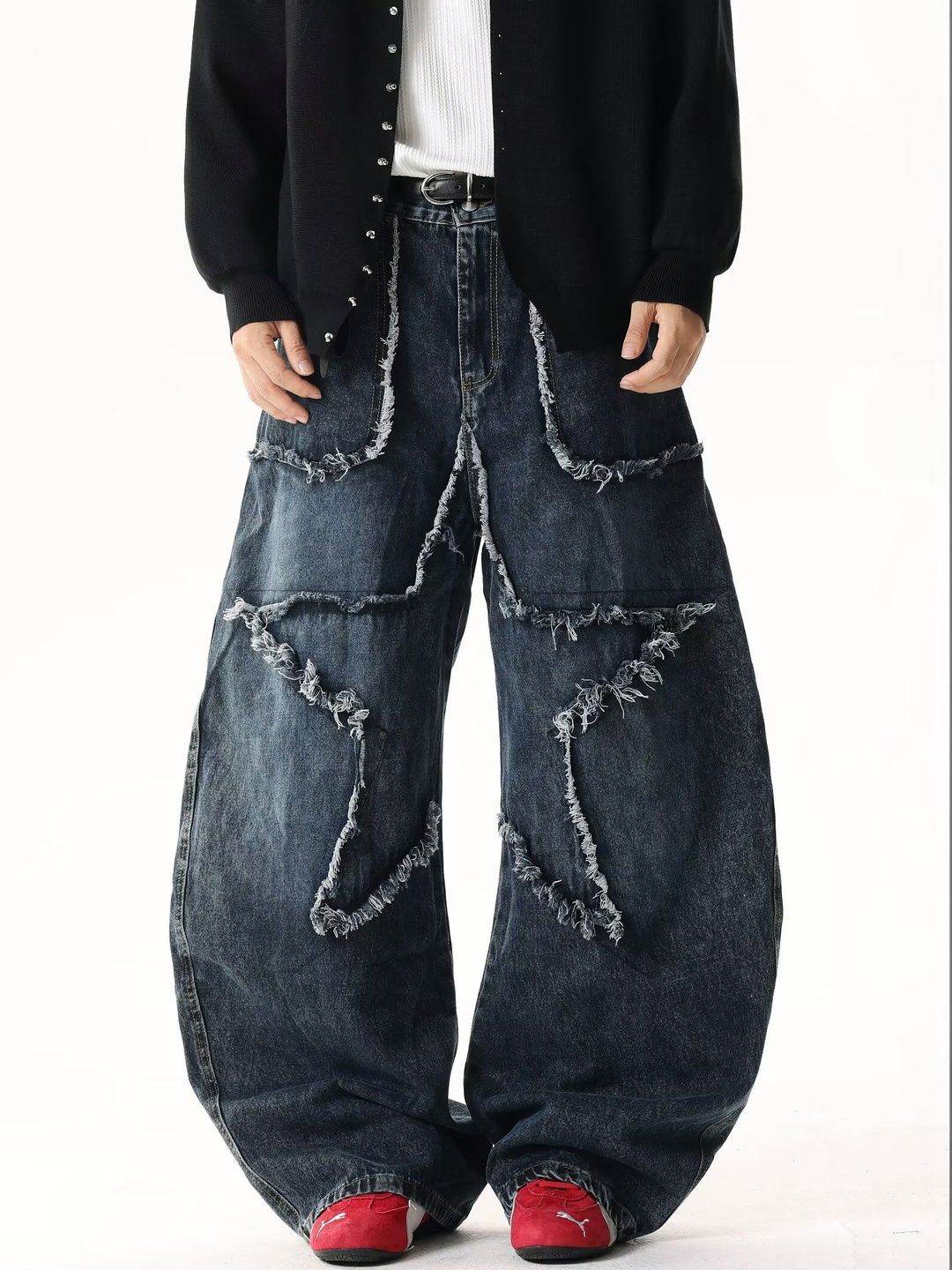 Men Wide Leg Mid-Rise Light Fade Applique Jeans