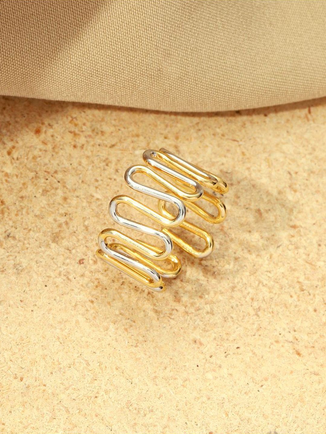 SALTY Golden Tides Band Finger Ring