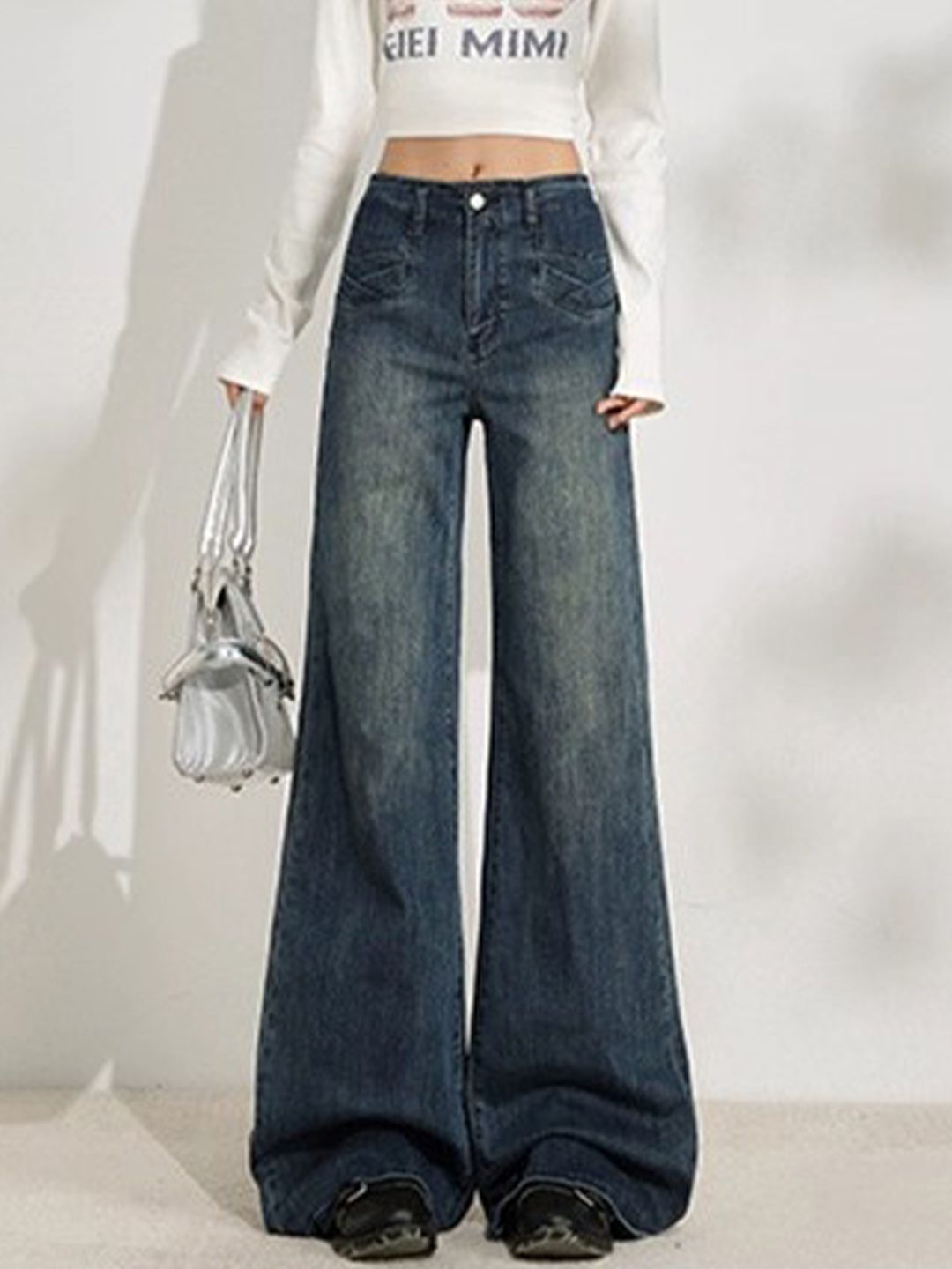 Women Wide Leg High-Rise Light Fade Jeans