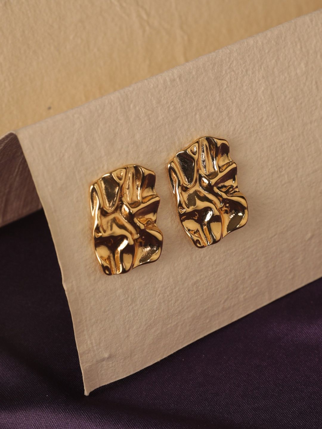 SALTY Stainless Steel Contemporary Shaped Embossed Elegance Studs