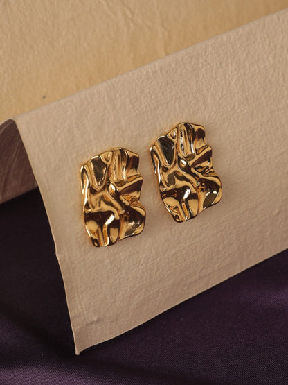 SALTY Stainless Steel Contemporary Shaped Embossed Elegance Studs