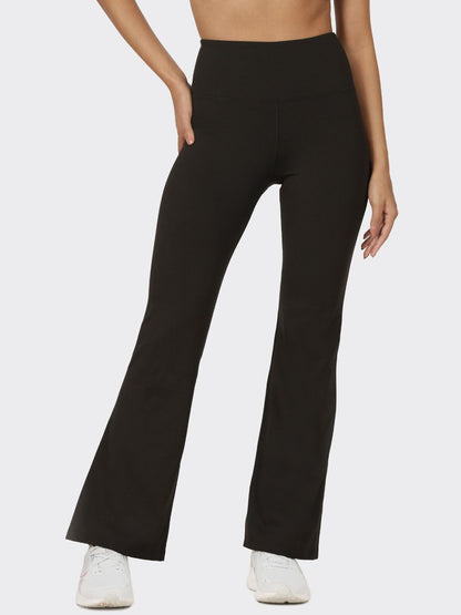 Women The Ultimate Flare Pants - Lite -Regular