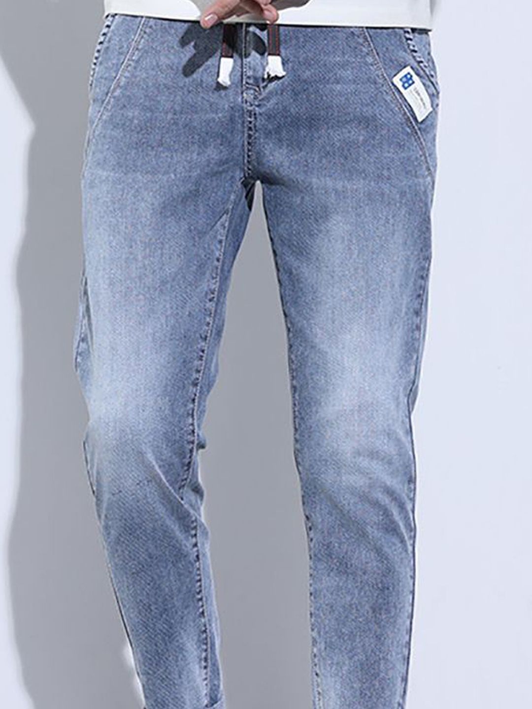 Men Regular Fit Light Fade Stretchable Jeans