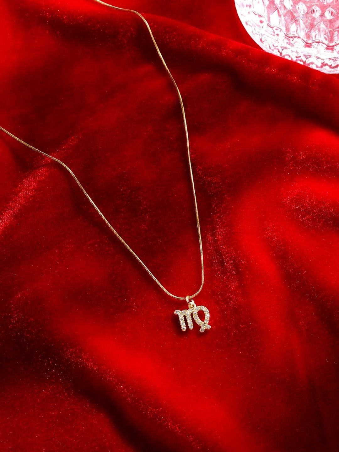 SALTY Set Of 2 Cancer & Virgo Pendant With Chain