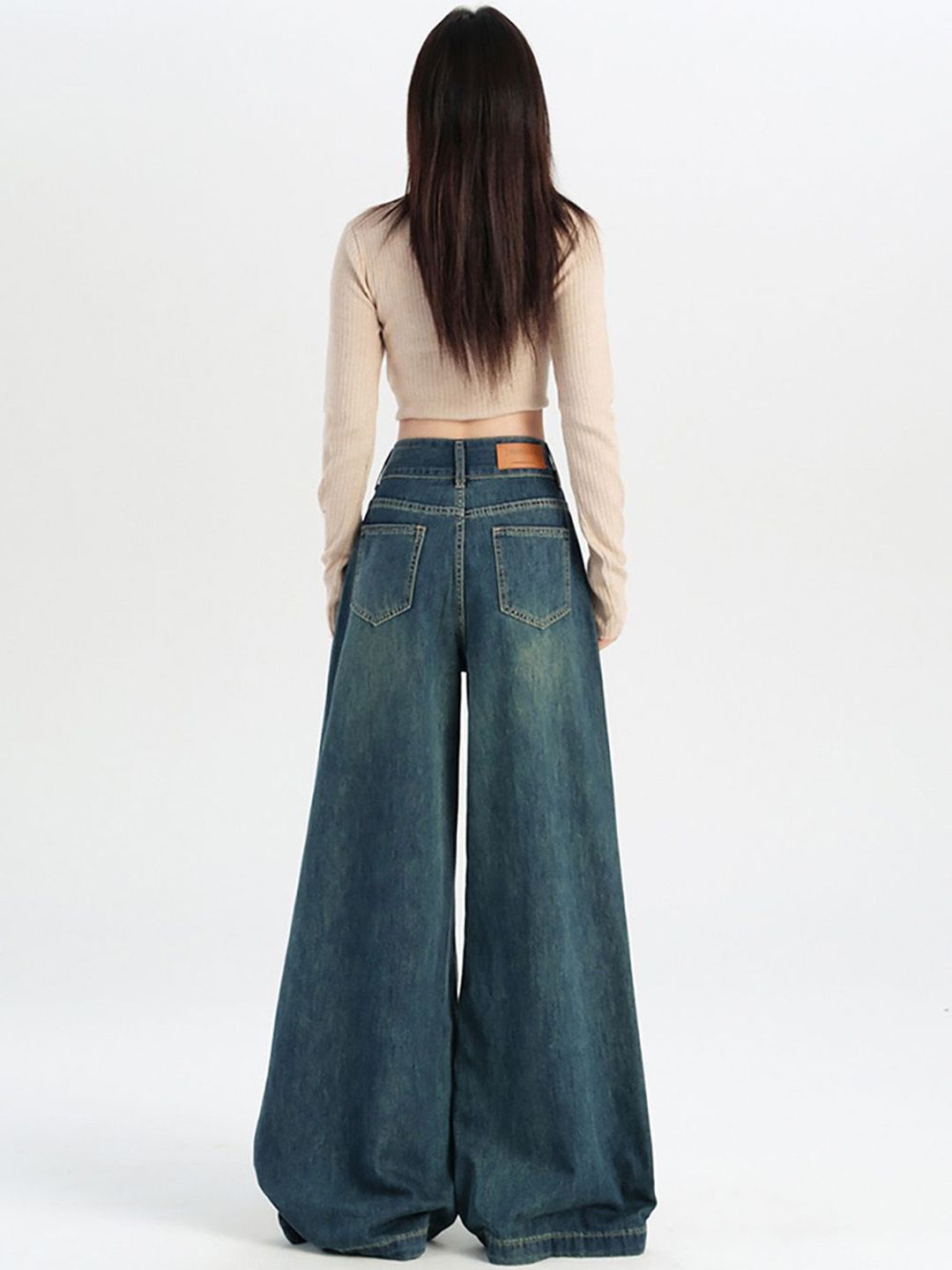 Women Mid-Rise Flared Jeans