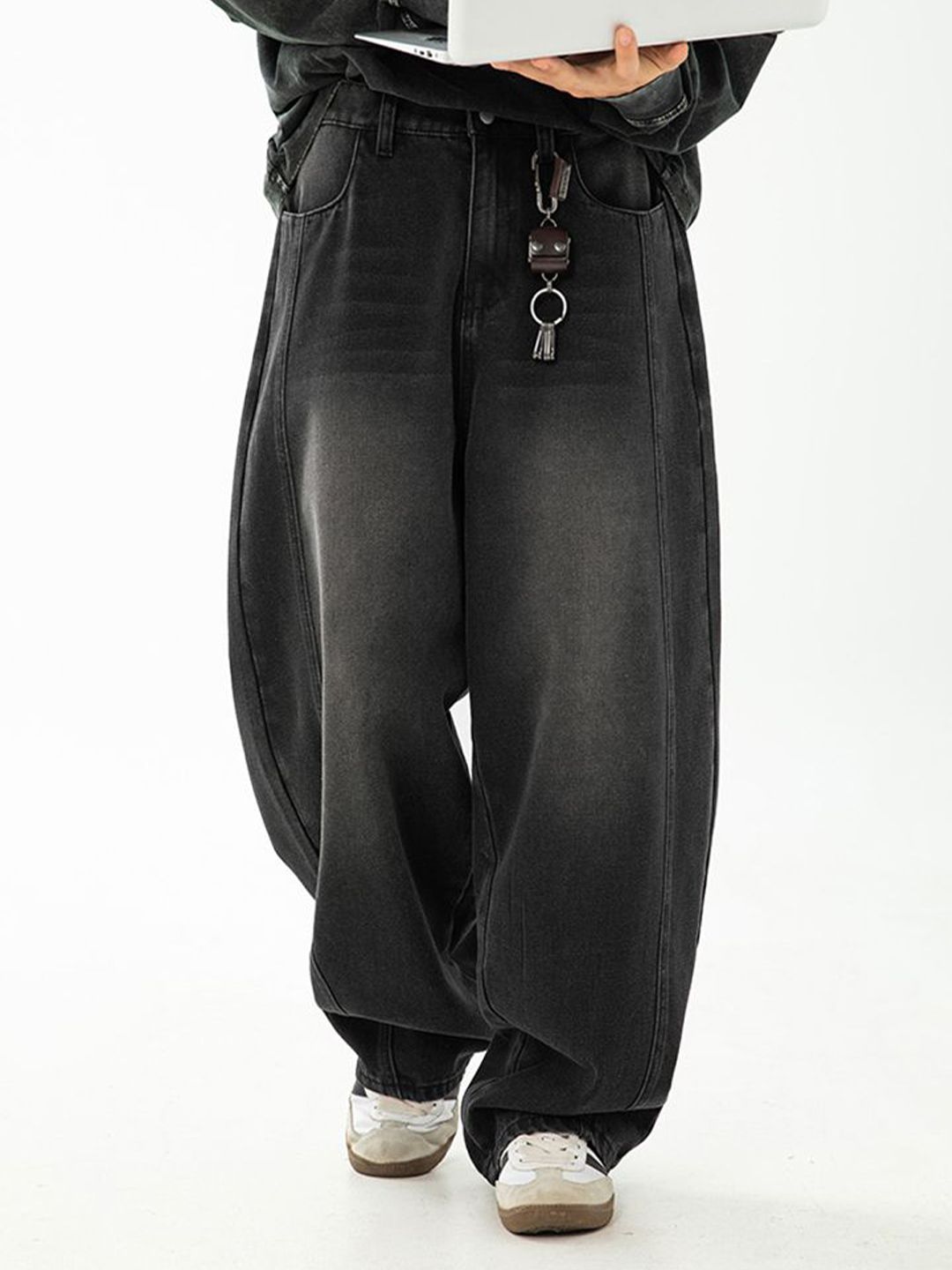 Men Wide Leg Mid-Rise Jeans