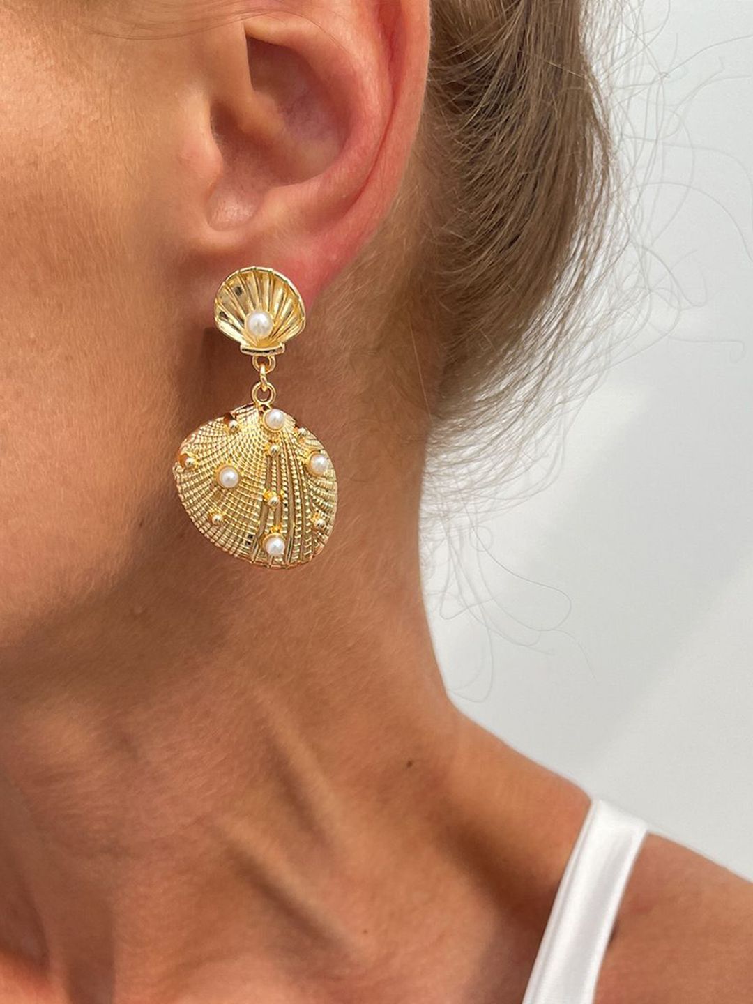 Gold Plated Artificial Stones Studded Contemporary Drop Earrings
