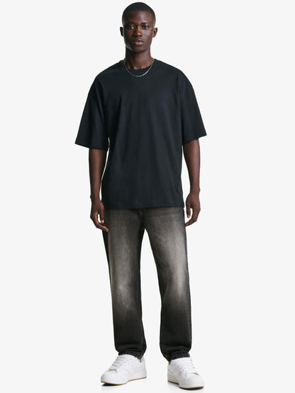 Men Tapered loose fit jeans