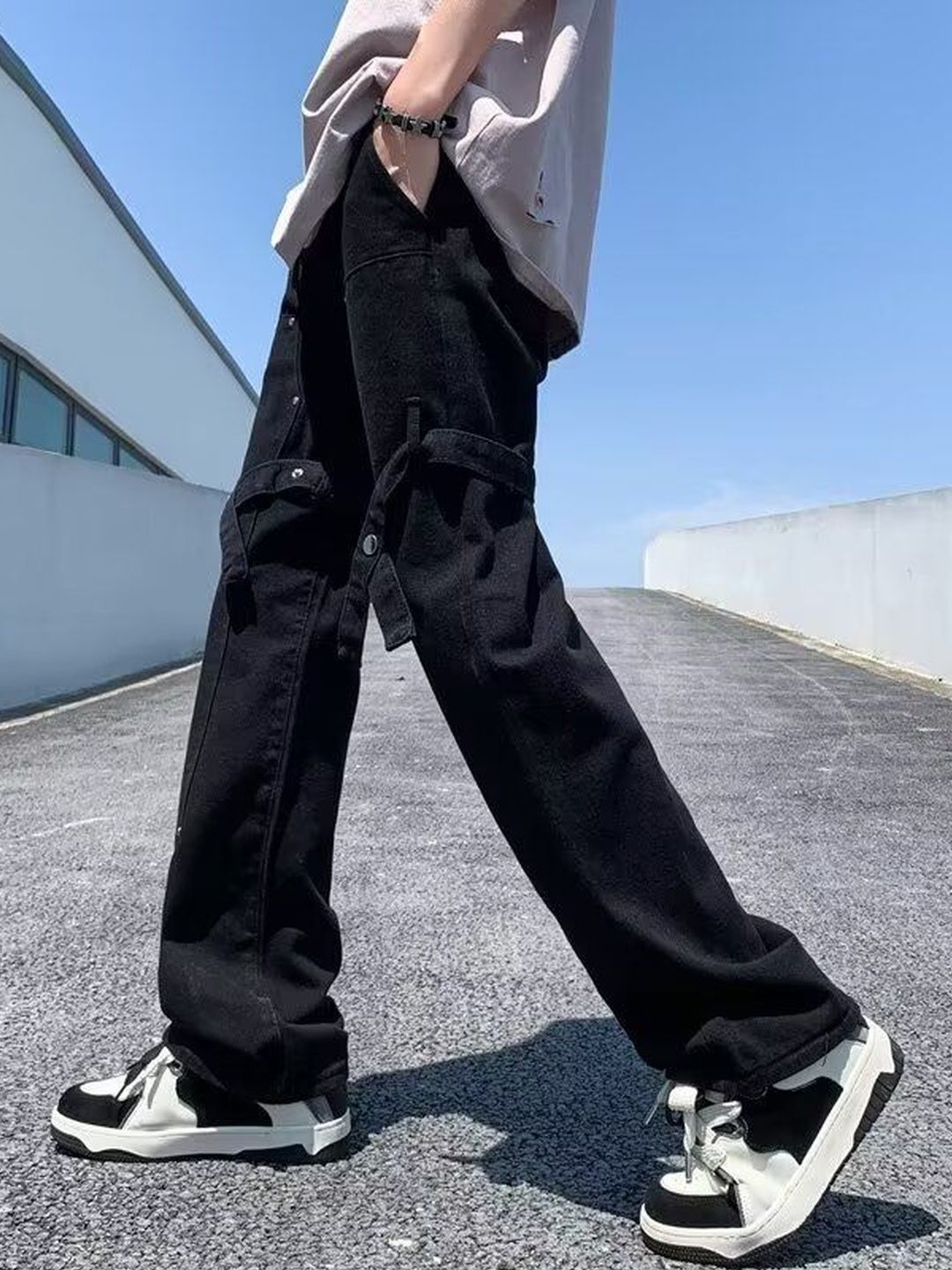 Men Wide Leg Mid-Rise Dark Jeans