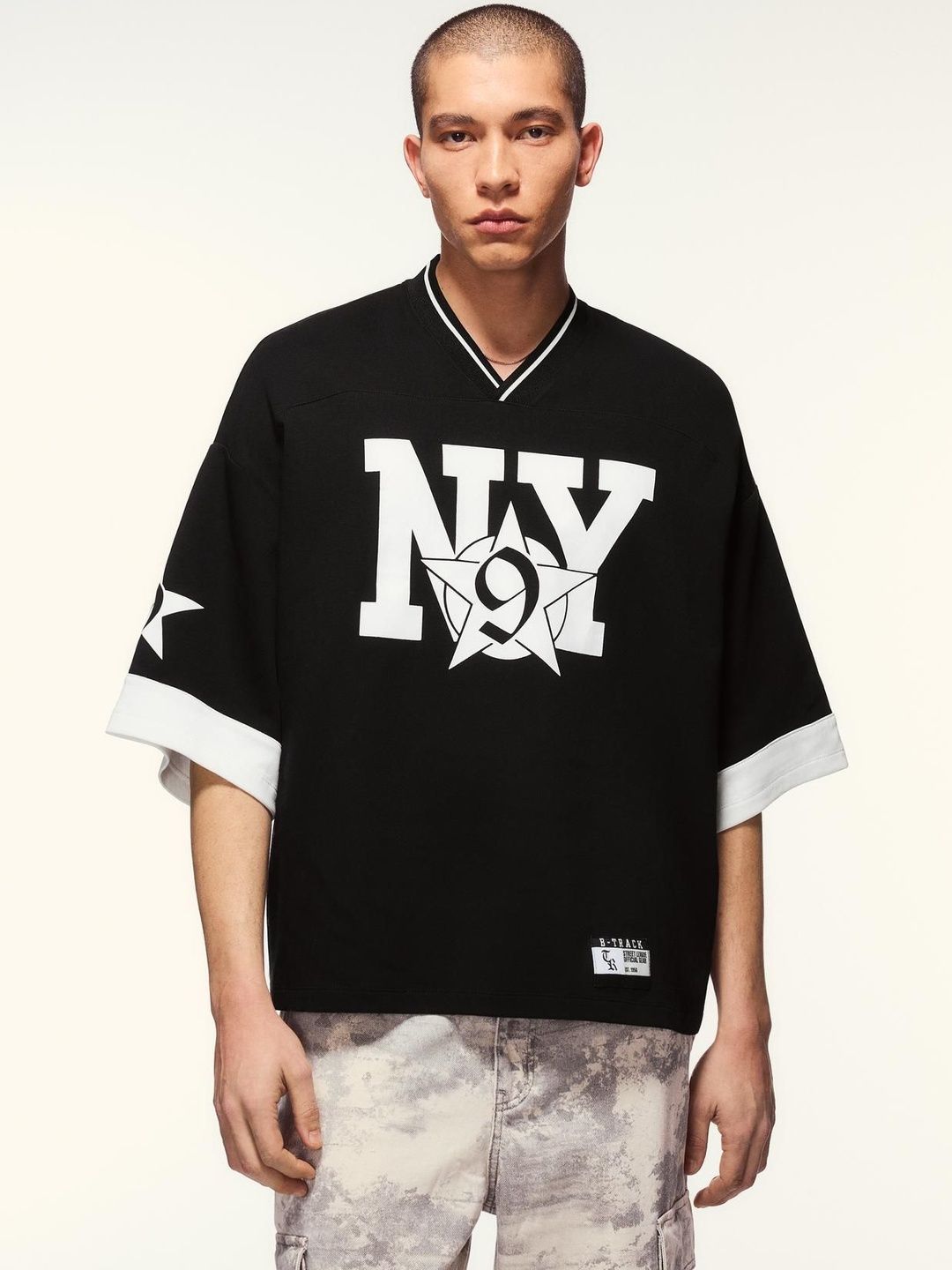 Short sleeve sport print T-shirt