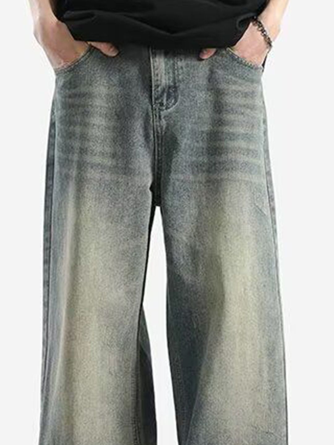 Men Wide Leg Mid-Rise Medium Fade Jeans