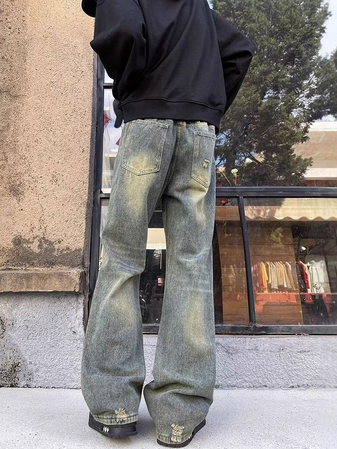 Men Flared Mid-Rise Light Fade Jeans