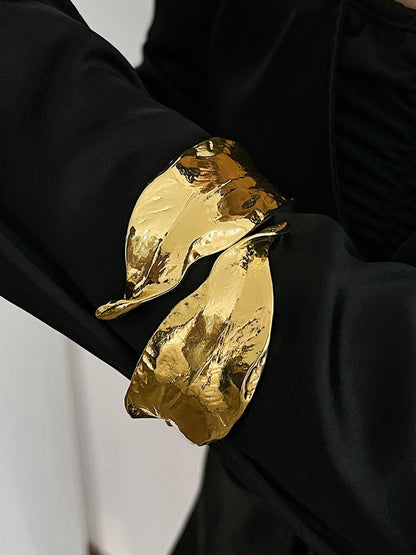Women Antique Gold-Plated Bangle-Style Bracelet