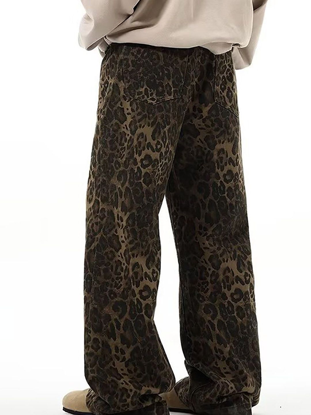 Men Relaxed Fit Mid-Rise Jeans