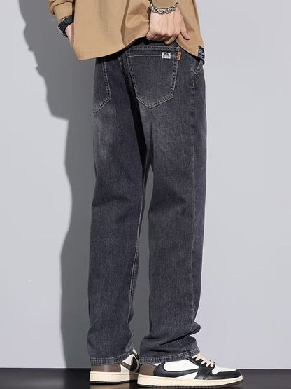 Men Regular Fit Mid-Rise Light Fade Jeans