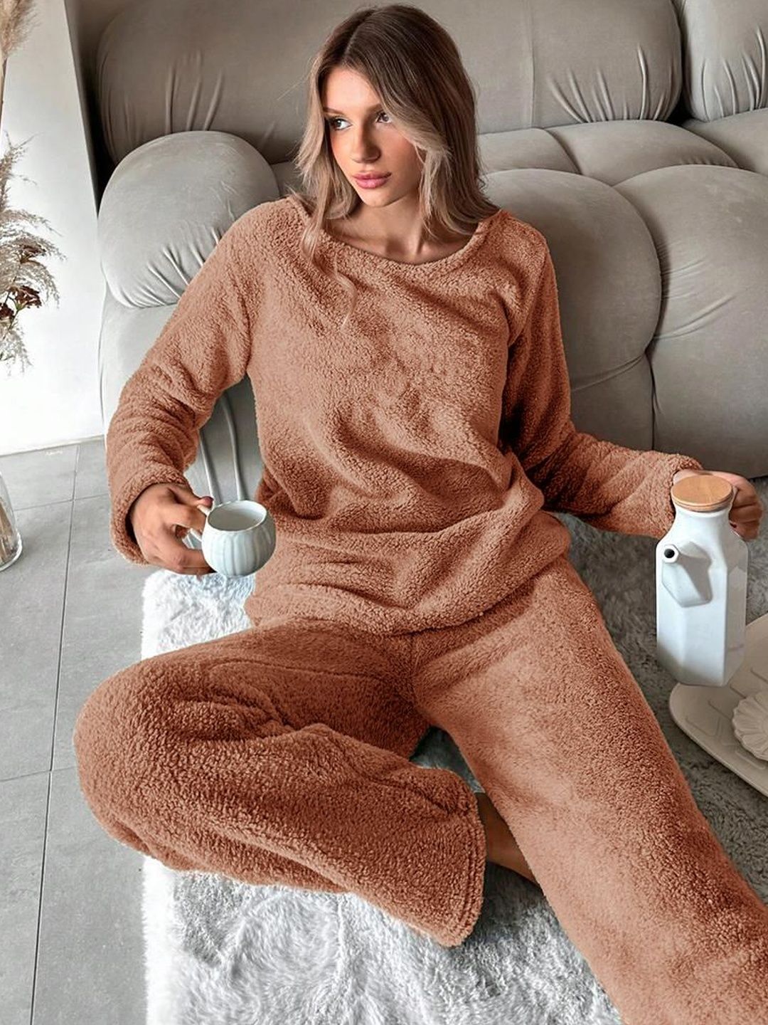 Round Neck Long Sleeves Night Suit