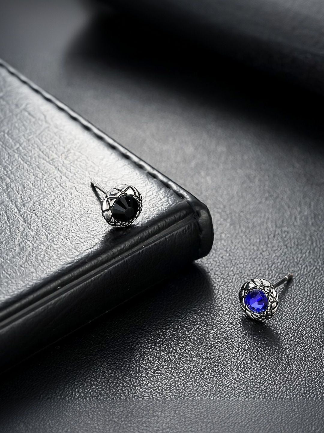 Diamond Shaped Studs Earrings
