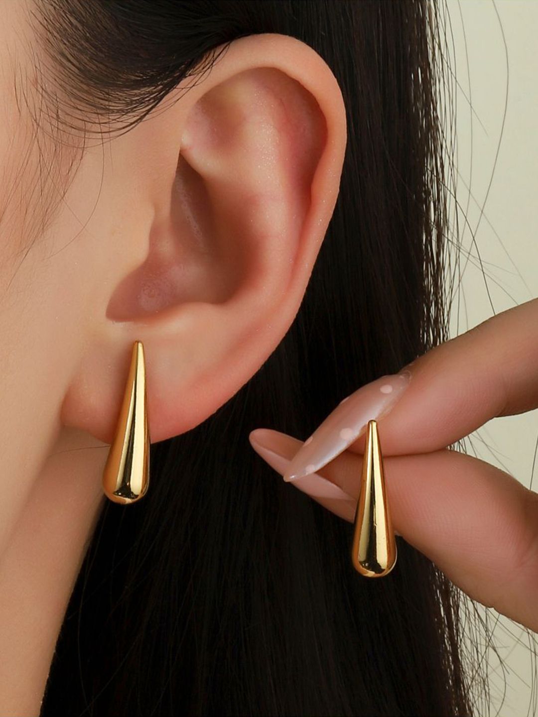 SALTY Munifi Stainless Steel Contemporary Studs