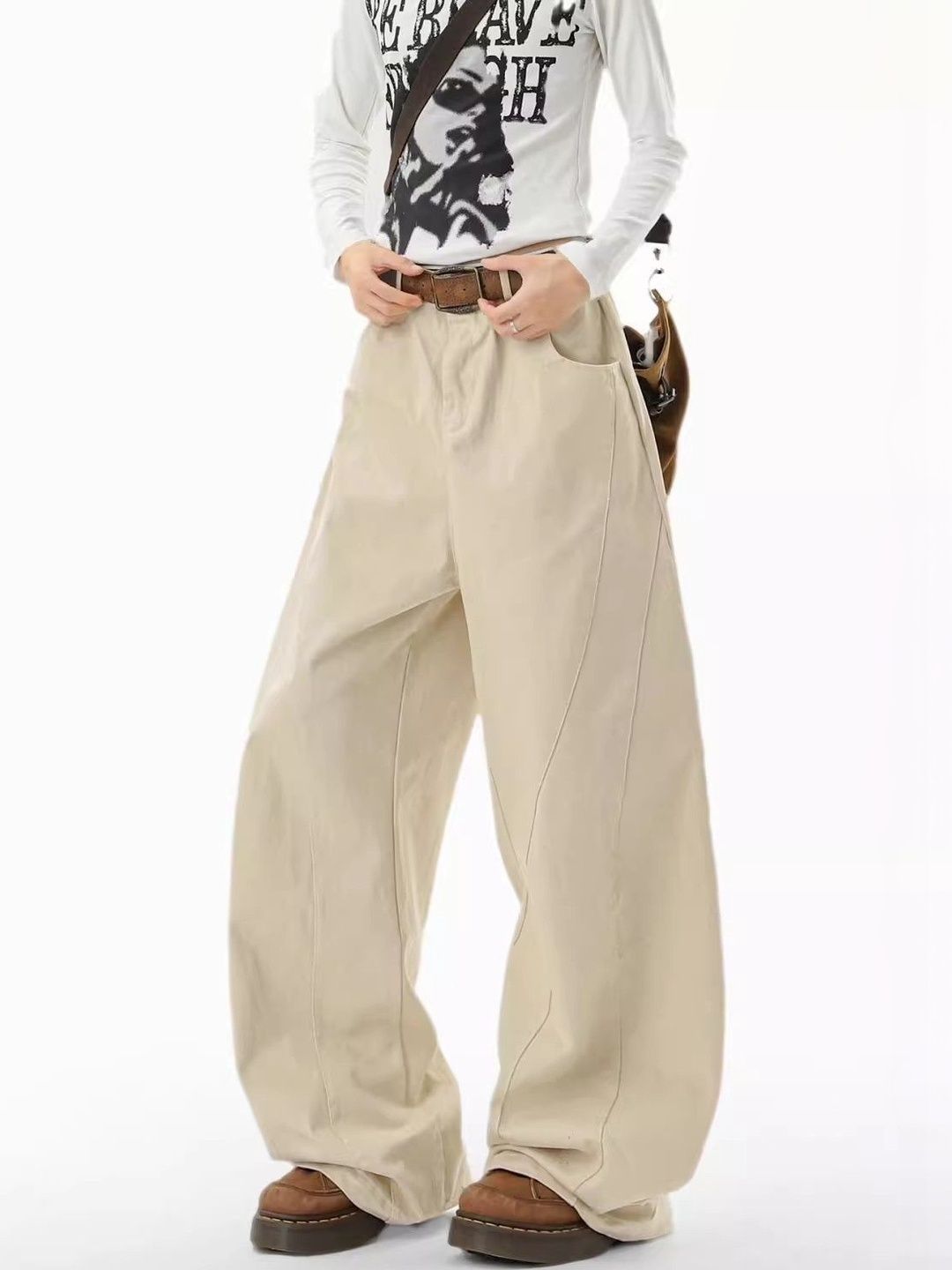 Women Wide Leg Mid-Rise Jeans