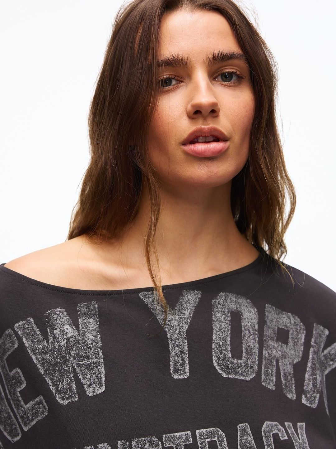 Asymmetric short sleeve print T-shirt with cummerbund