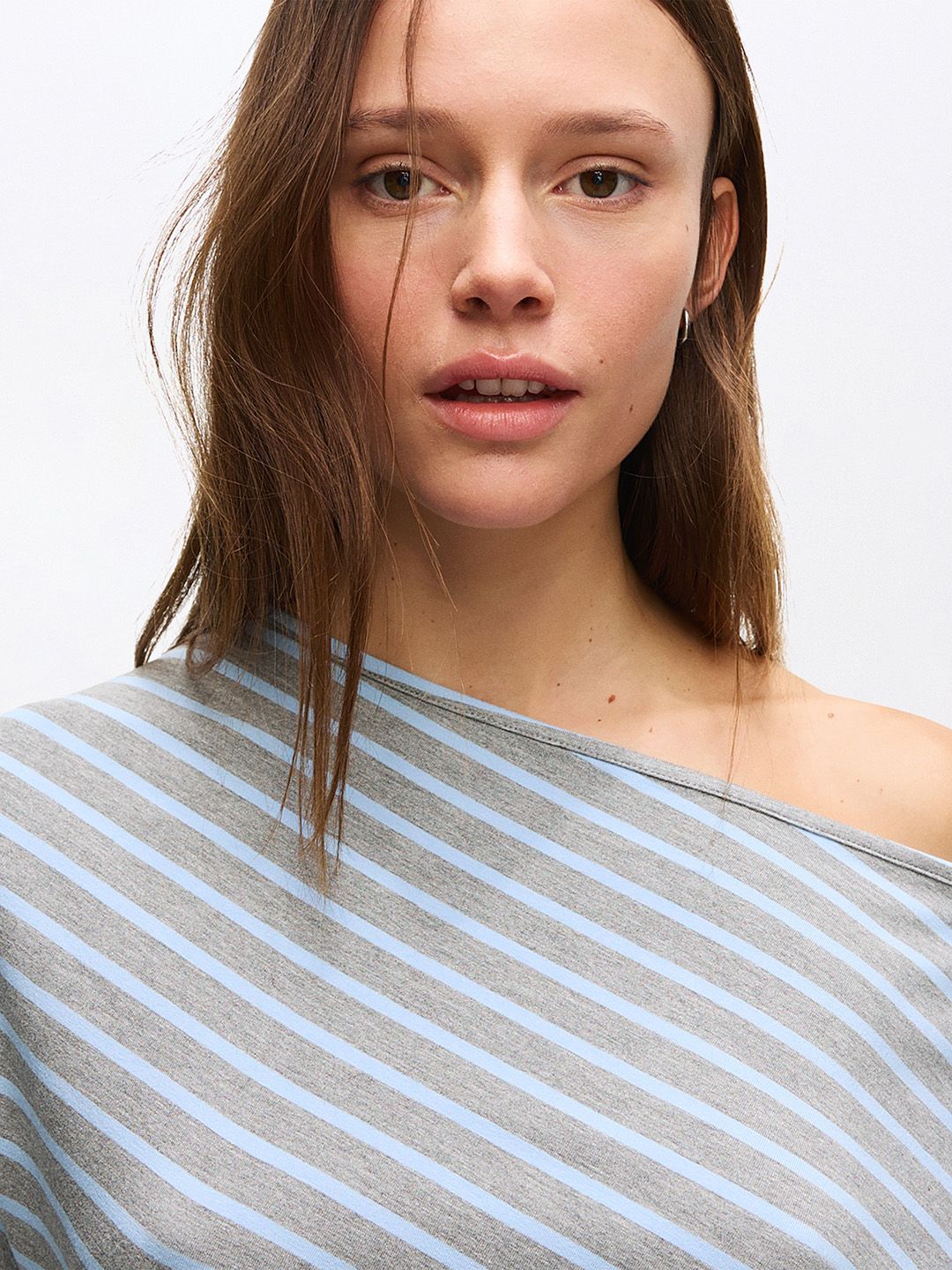 Asymmetric print short sleeve T-shirt