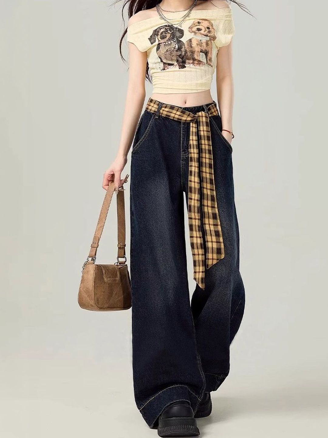 Women Wide Leg High-Rise Light Fade Jeans