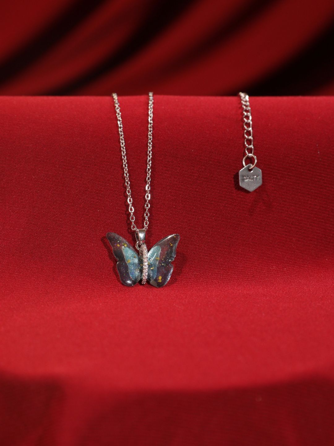 SALTY Vibrant Blue Winged Butterfly Beauty Pendant Necklace for Women