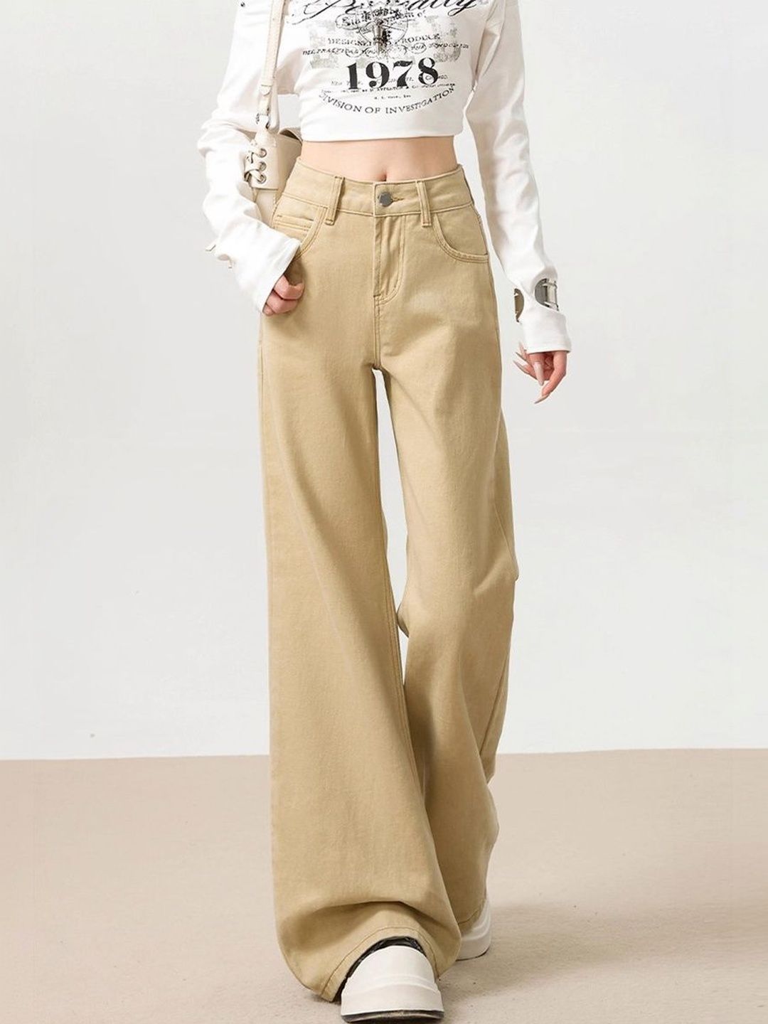 Women Wide Leg High-Rise Light Fade Jeans