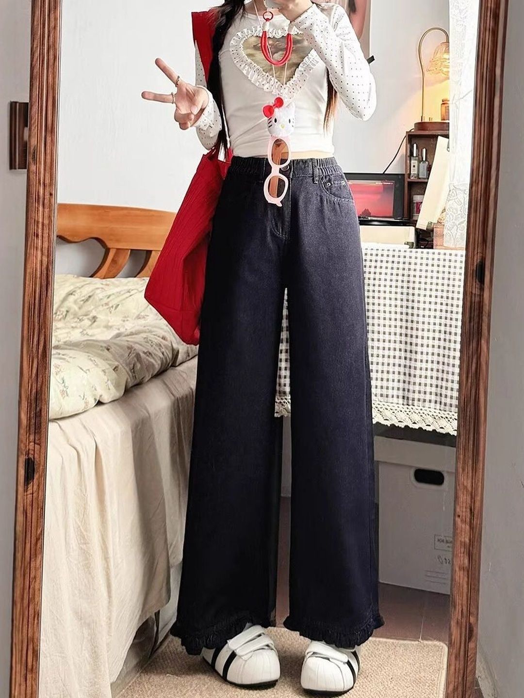 Women Straight Fit Mid-Rise Jeans