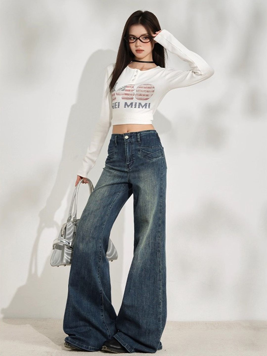 Women Wide Leg High-Rise Light Fade Jeans