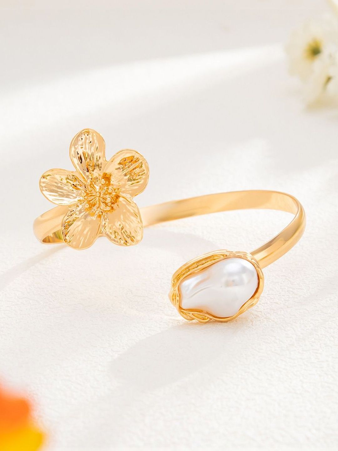 Women Pearls Gold-Plated Cuff Bracelet