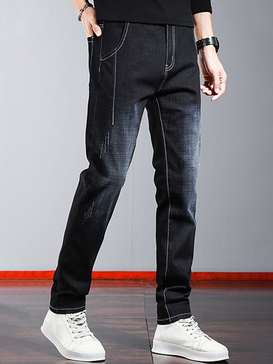 Men Slim Fit Mid-Rise Heavy Fade Stretchable Jeans