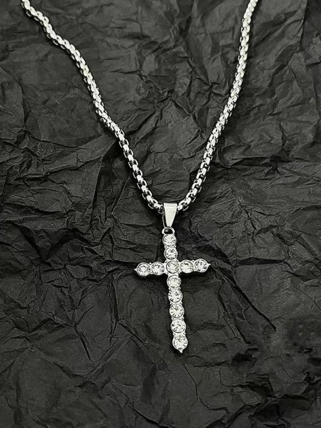 SALTY Pack of 2 Men Cross Of Calvary Pendant