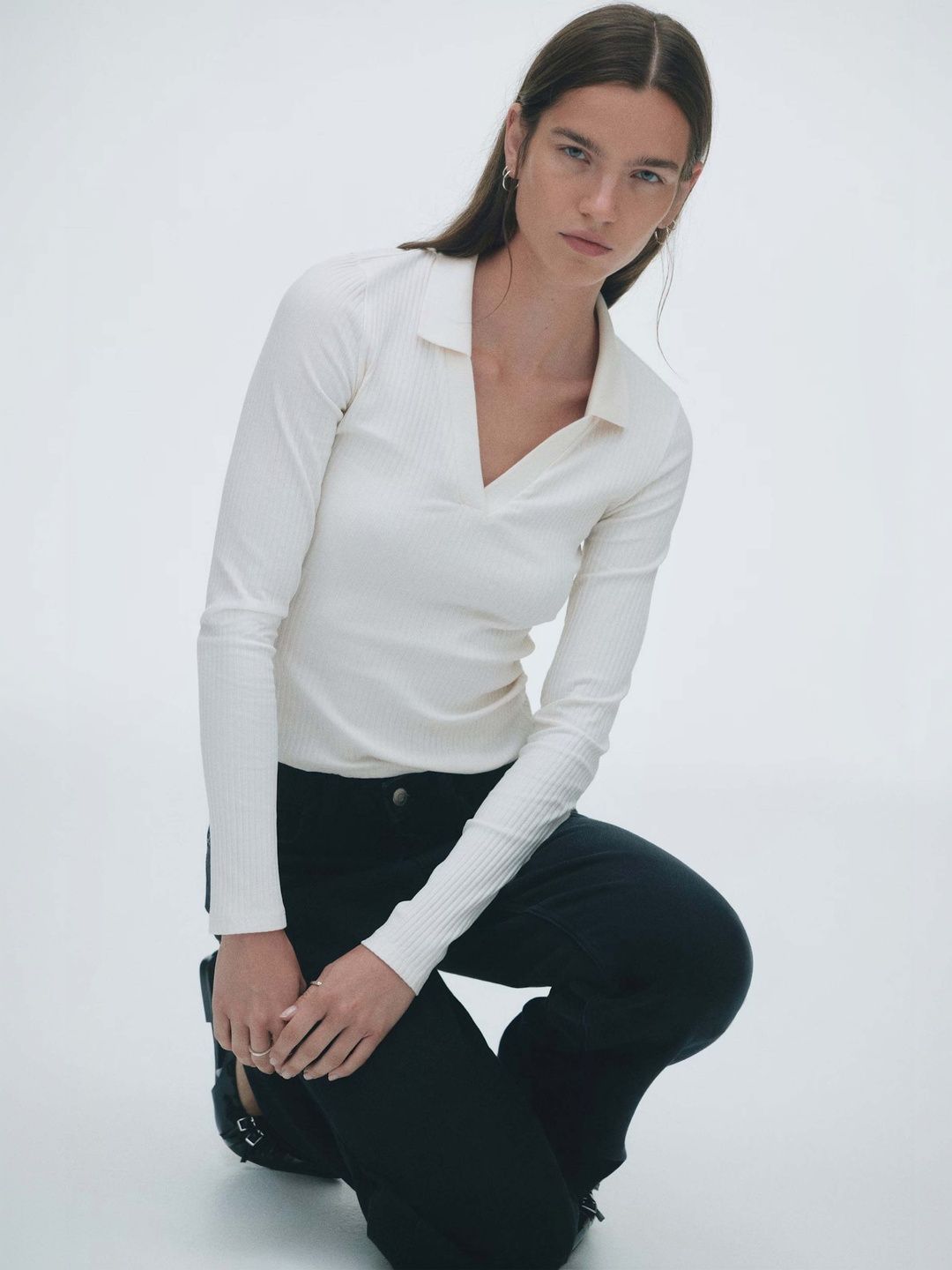 Women Classic Regular Fit Mid-Rise Stretchable Jeans