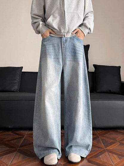 Men Wide Leg Mid-Rise Light Fade Jeans