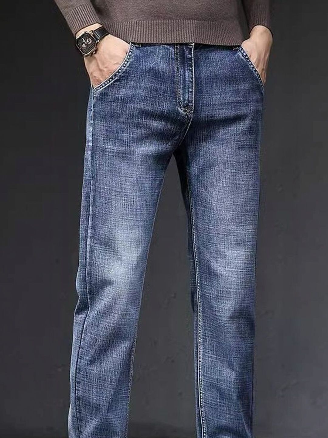 Men Straight Fit Mid-Rise Light Fade Jeans