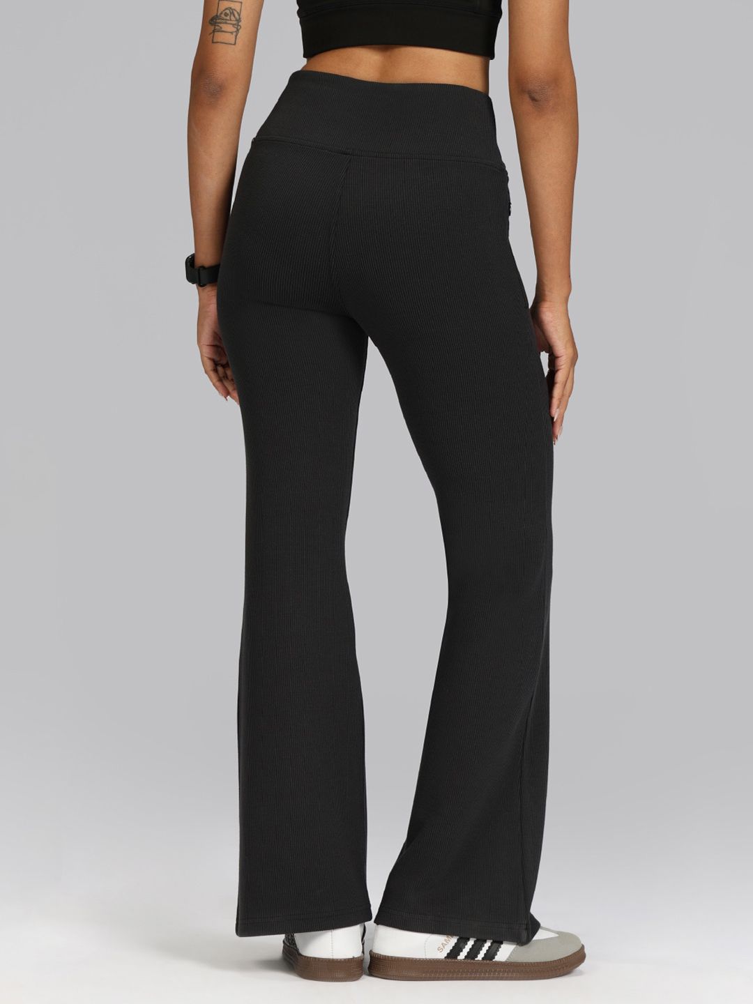 Women High-Rise RibSupreme Flare Regular Pants