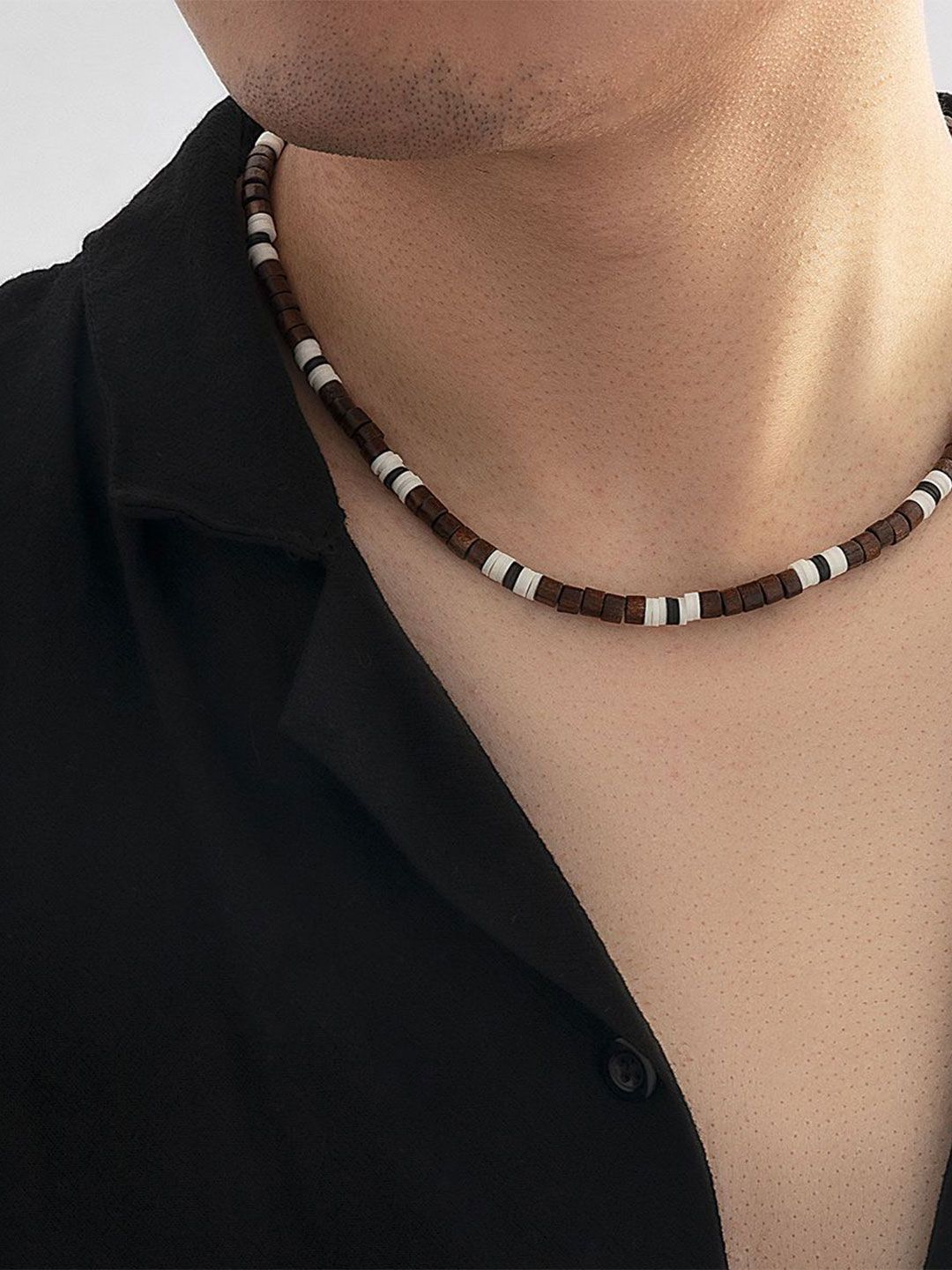 Women Silver-Plated Enamelled Necklace