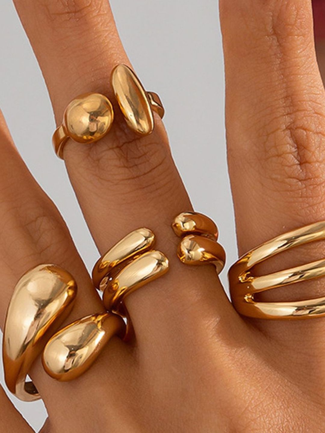 Set of 4 Gold-Plated Finger Ring