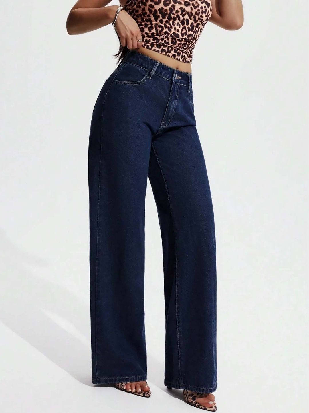 Women Classic Wide Leg High-Rise Stretchable Jeans