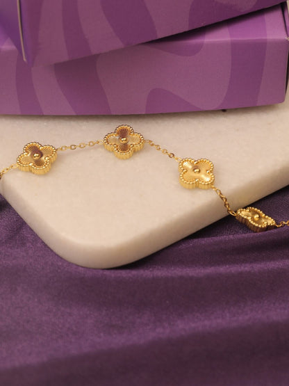 SALTY Women Golden Luck Leaflet Clover Wrist Bracelet