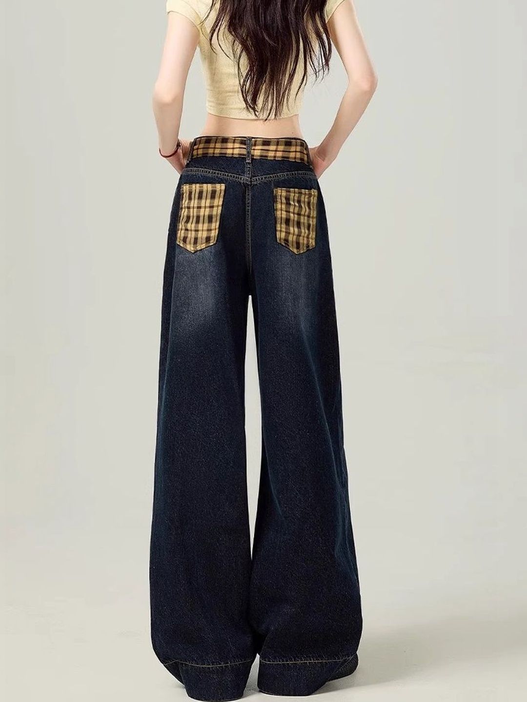 Women Wide Leg High-Rise Light Fade Jeans