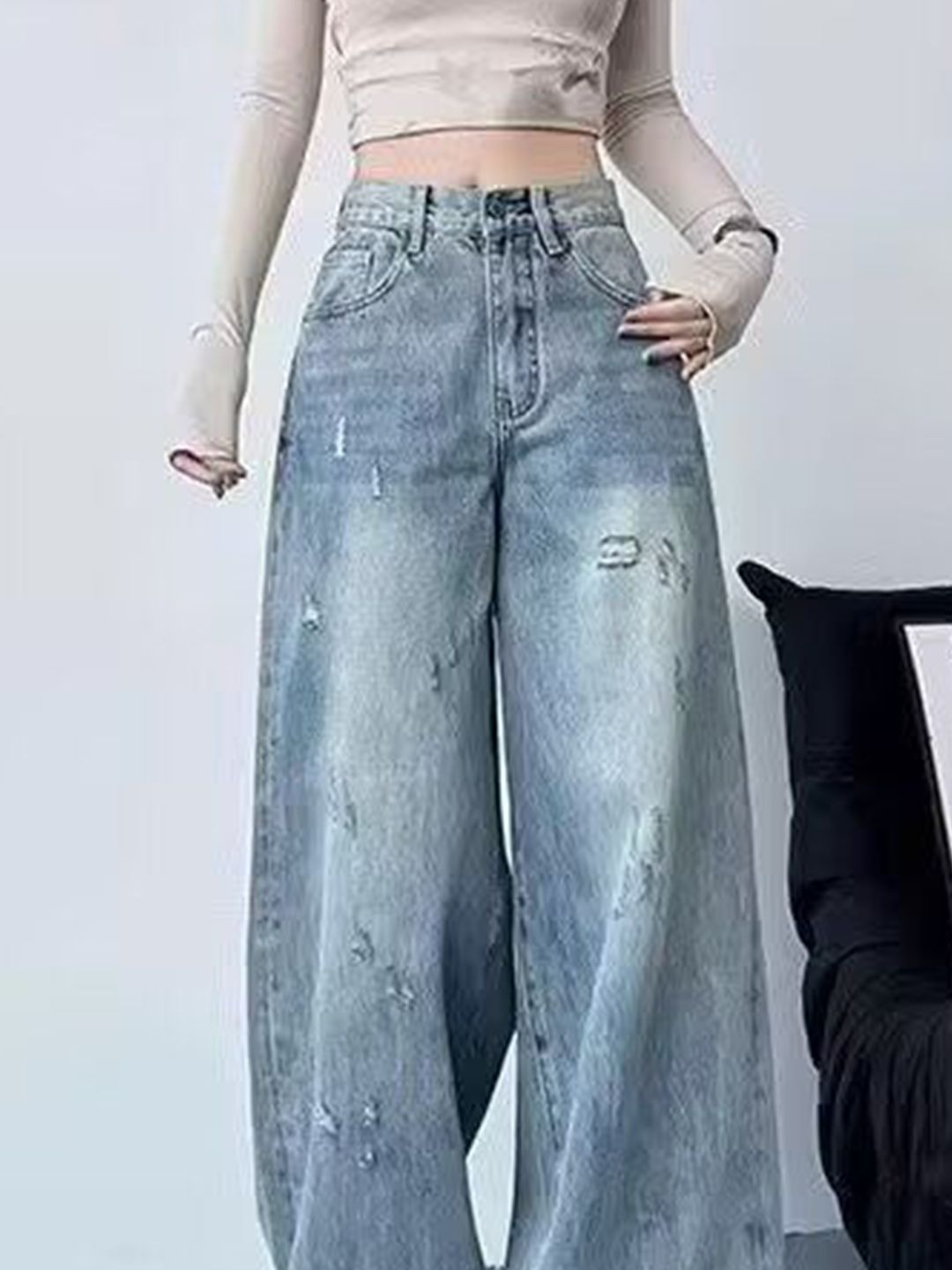 Women Wide Leg High-Rise Light Fade Jeans