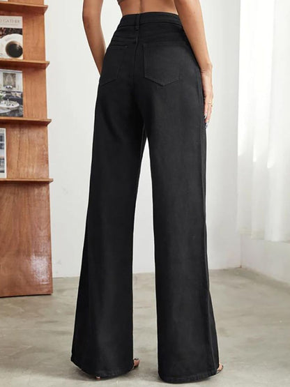Women Straight Fit High-Rise Highly Distressed Stretchable Jeans