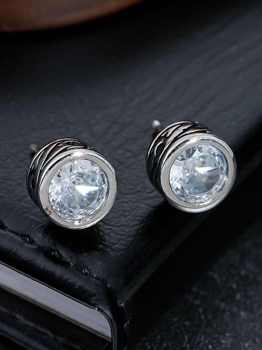 Diamond Shaped Studs Earrings