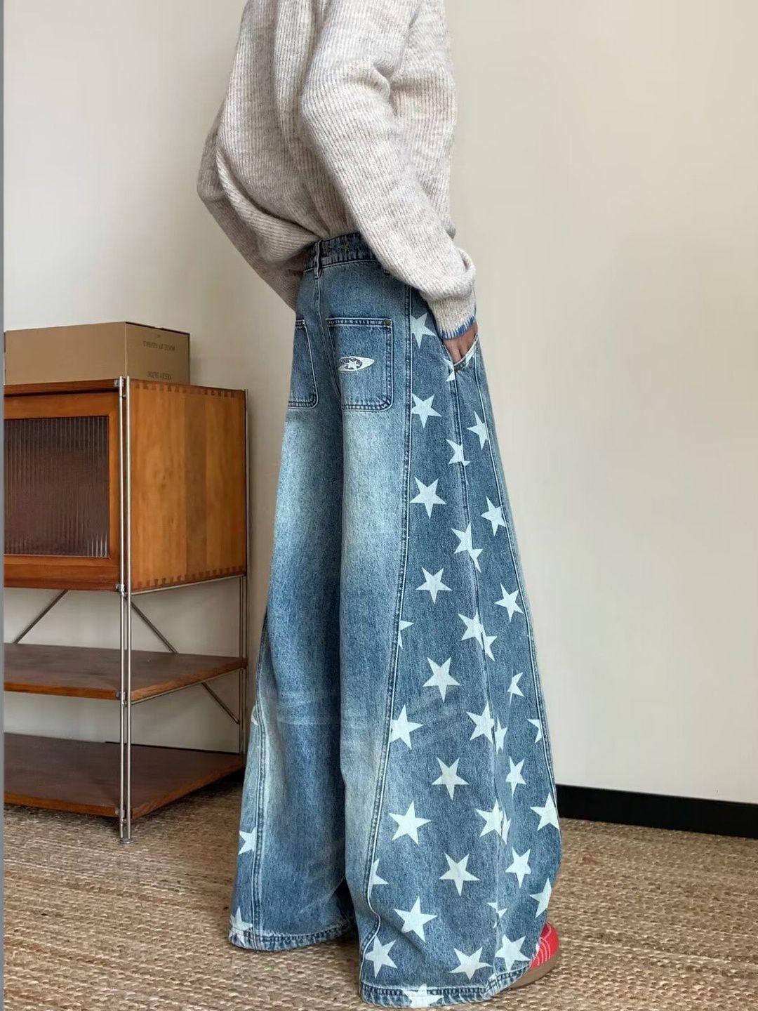 Men Wide Leg Mid-Rise Light Fade Printed Jeans