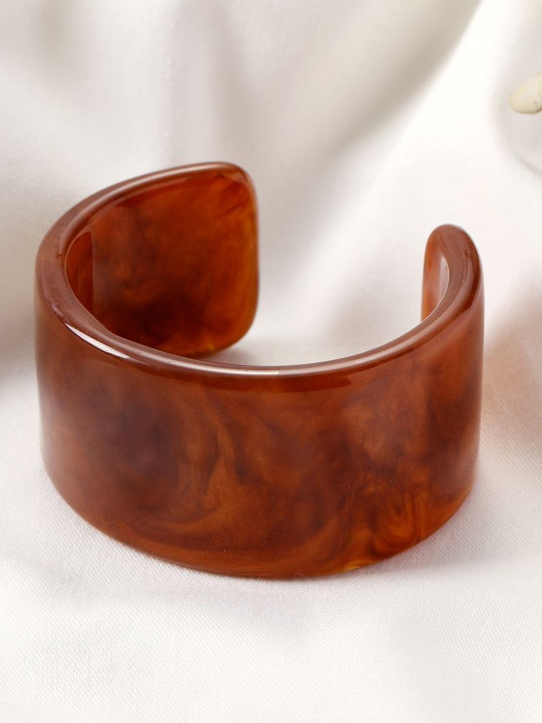 SALTY Honey Sculpted Bangle